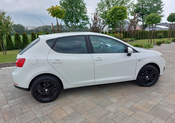 Seat Ibiza cena 18400 przebieg: 187000, rok produkcji 2009 z Wałbrzych małe 781